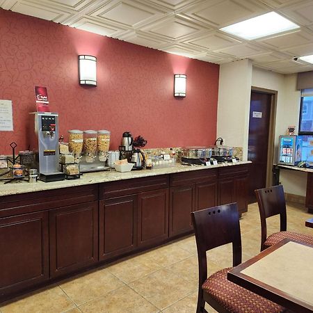 Best Western Plus Rose City Suites Welland Exteriér fotografie