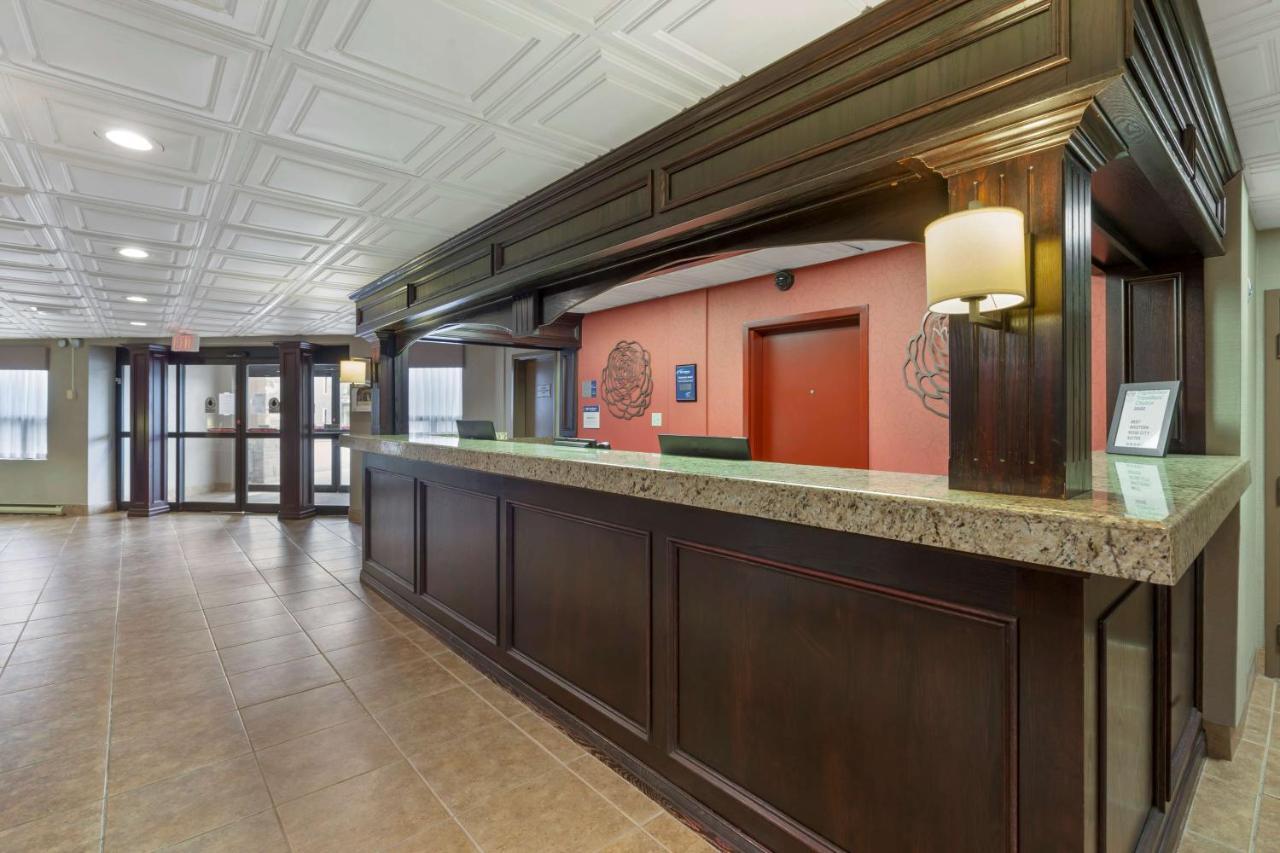 Best Western Plus Rose City Suites Welland Exteriér fotografie
