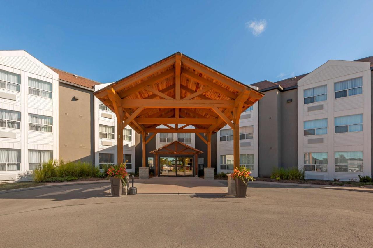 Best Western Plus Rose City Suites Welland Exteriér fotografie