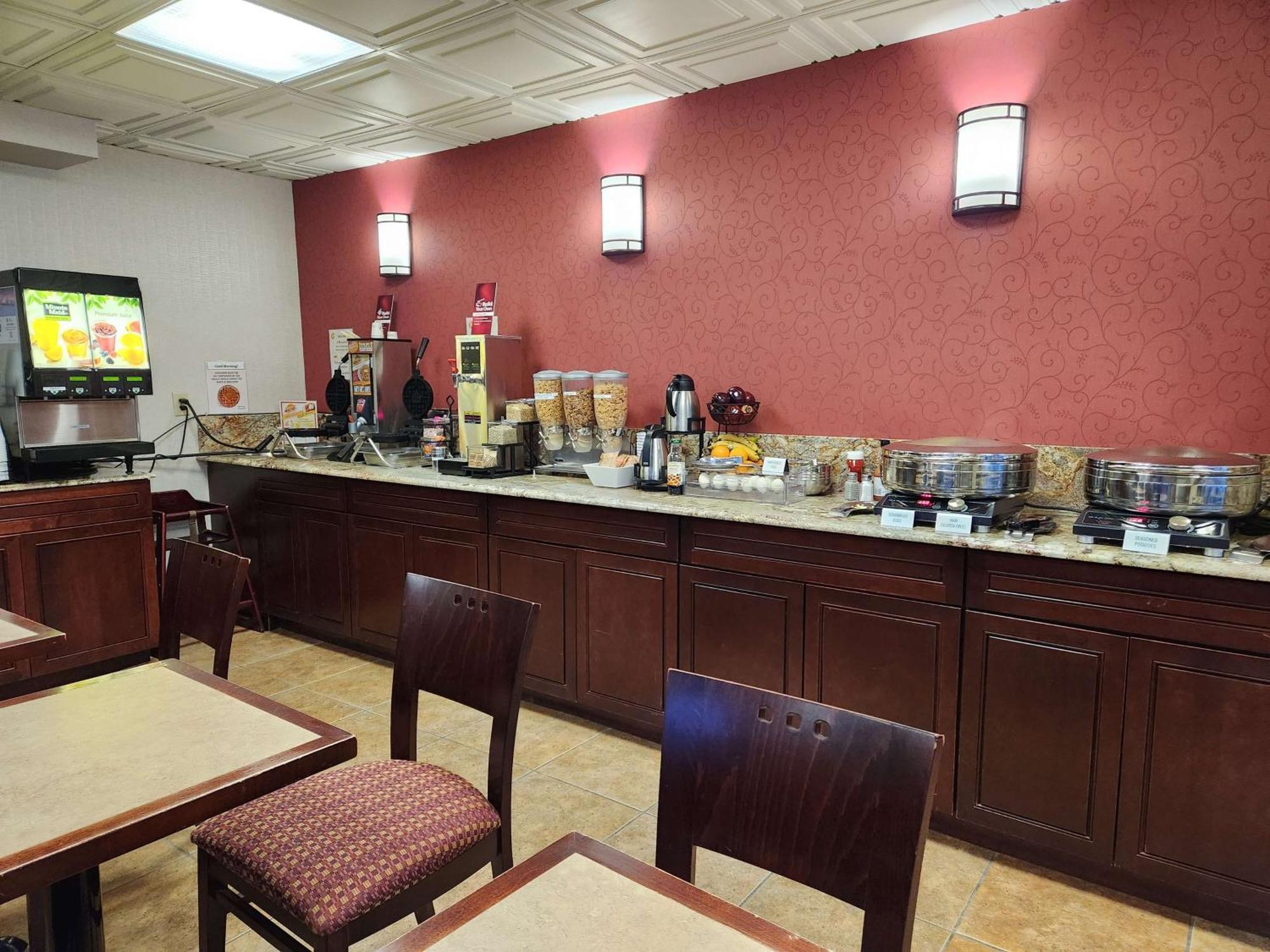 Best Western Plus Rose City Suites Welland Exteriér fotografie